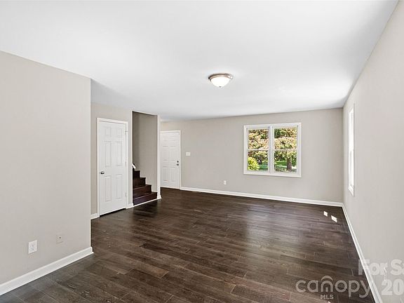 5th image of 5516 Ilford St
