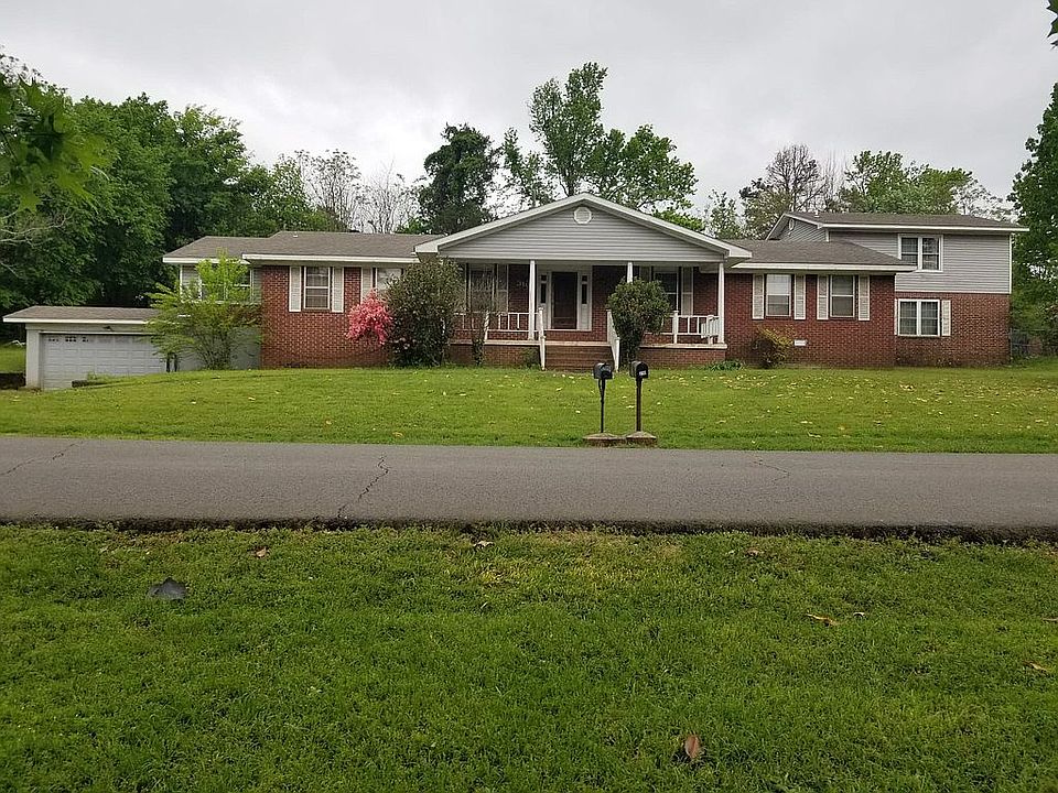 1st image of 310 E Date St
