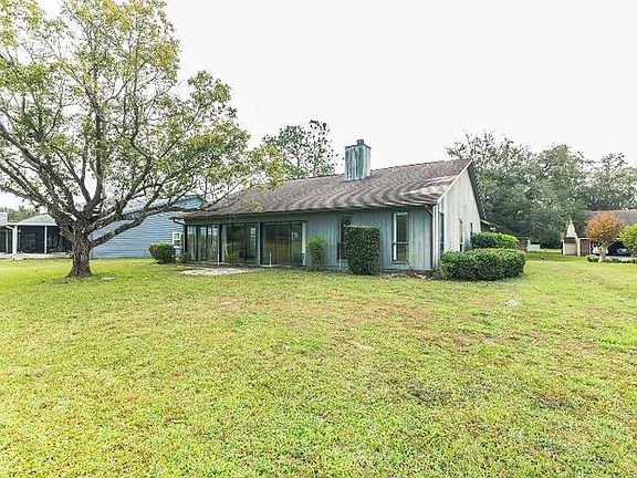 3rd image of 34511 Cedarfield Dr