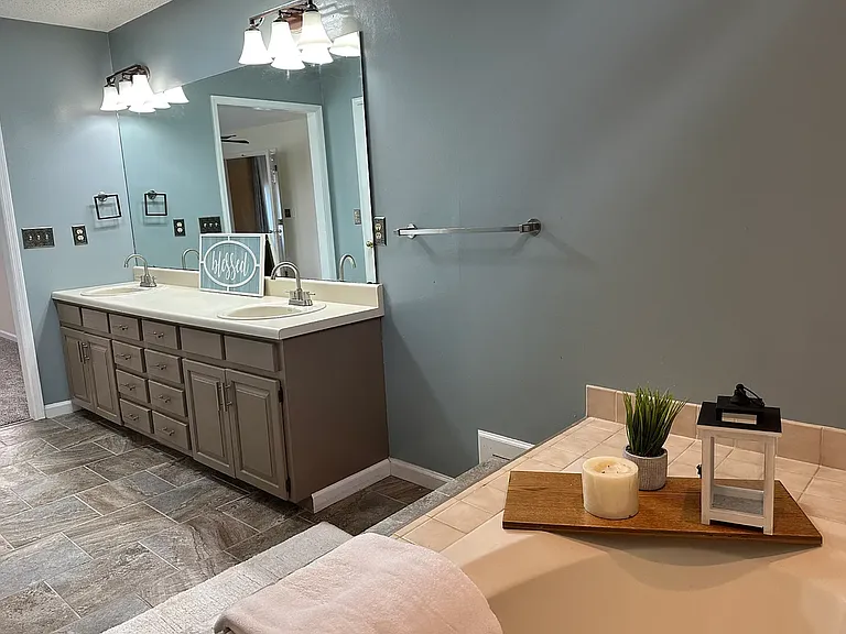 1200 Stillwater Rd — Photo 13