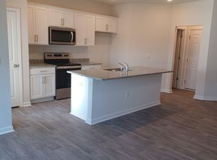 1107 Gracie Ln, Carthage, NC 28327