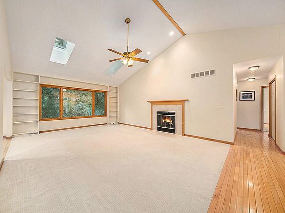 5th image of 1799 Sycamore Ct
