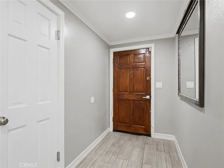 11642 Daniel Ave — Photo 13