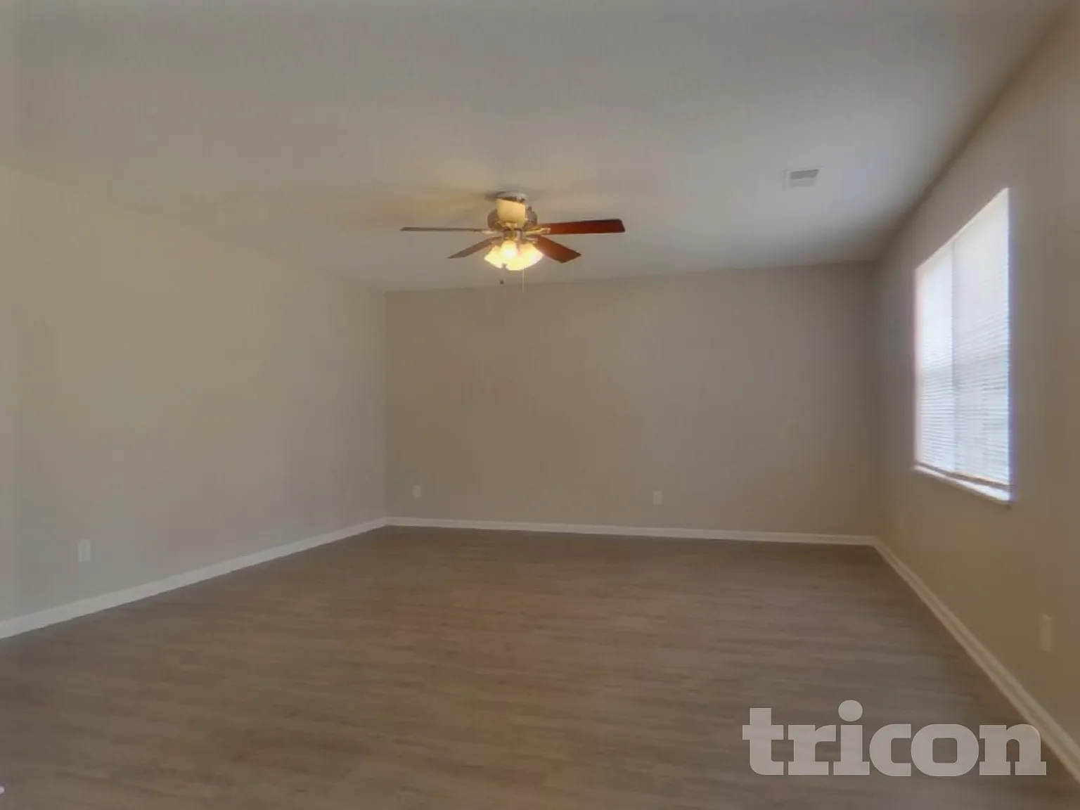 672 Thornhill Drive Columbia SC — Photo 3