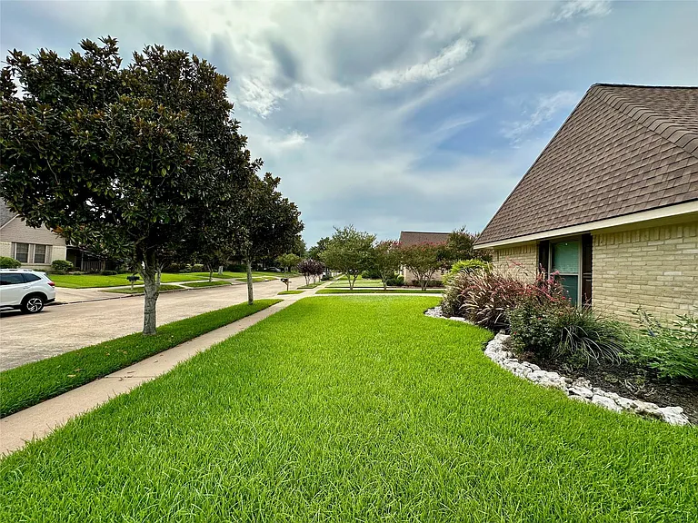 2931 Pasture Ln — Photo 39