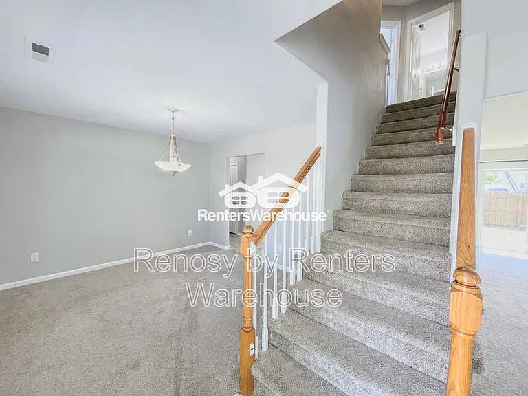 617 Lord Nelson Ct — Photo 18