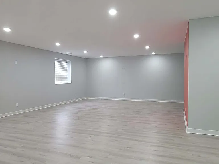 5708 N 181st Ave — Photo 32