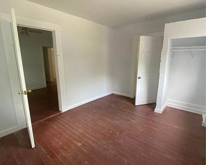 147 Grapeland Ave — Photo 3