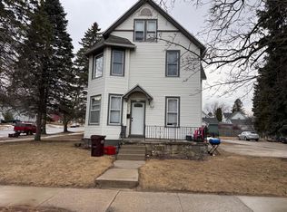 1234 S 12th St, Manitowoc, WI 54220