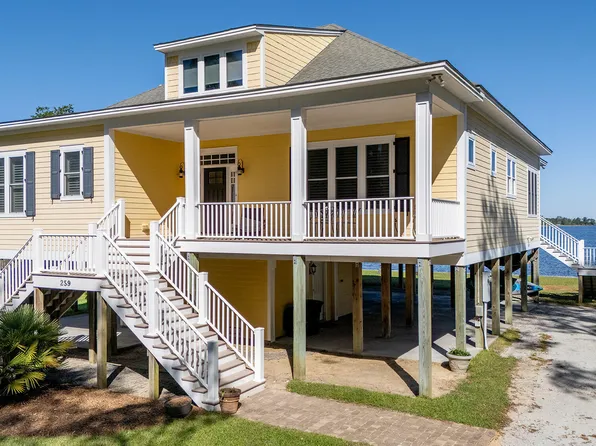 259 Creek Road, Beaufort, NC 28516
