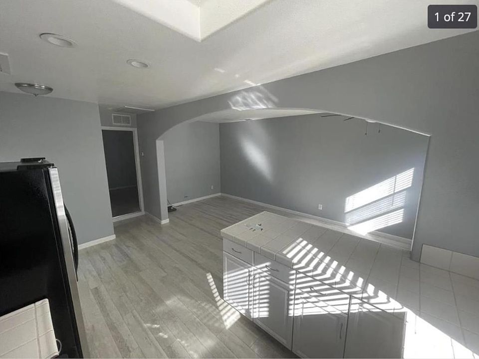 1st image of 1089 Salerno Dr #2