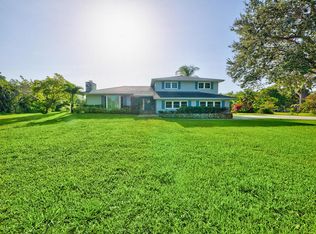 8558 Damascus Dr, Palm Beach Gardens, FL 33418