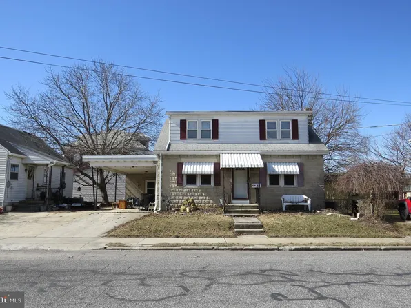 12 Commerce St, Hanover, PA 17331