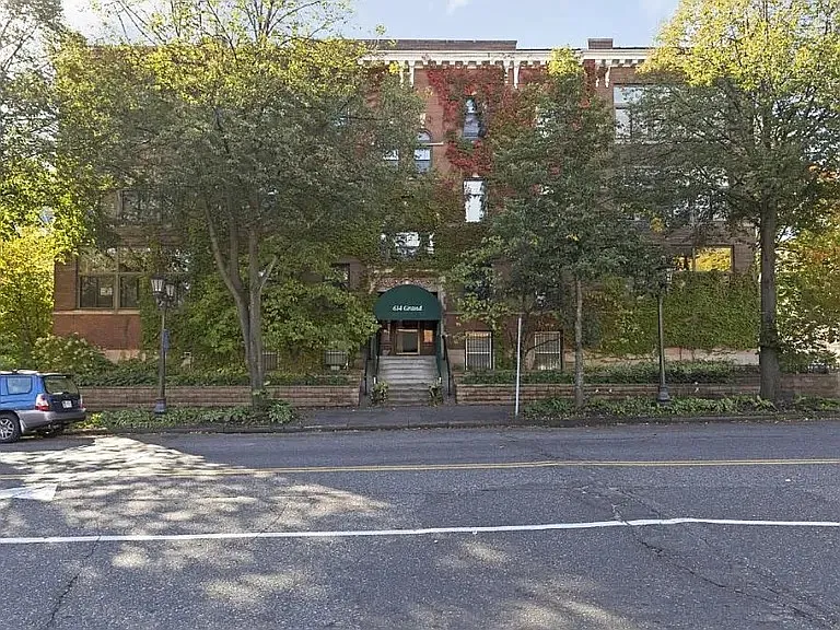 614 Grand Ave #D — Photo 15