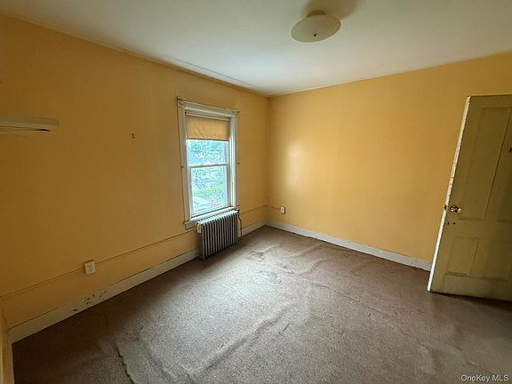 5th image of 117 Clove Avenue