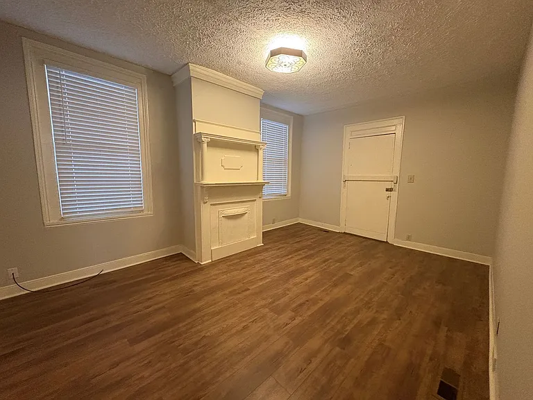 1020 Adams St #1 — Photo 7