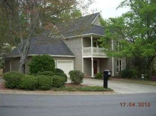 2270 Twelvestones Dr, Roswell, GA 30076