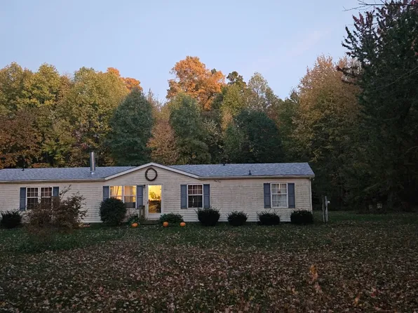 9085 W Lewisville Rd, Paragon, IN 46166
