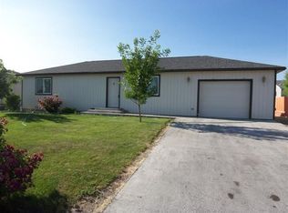 1005 Merlot St, Granger, WA 98932