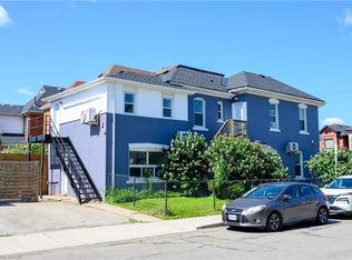 262 Robert St, Hamilton, ON L8L2R4