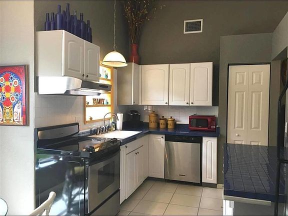 Eat in Kitchen