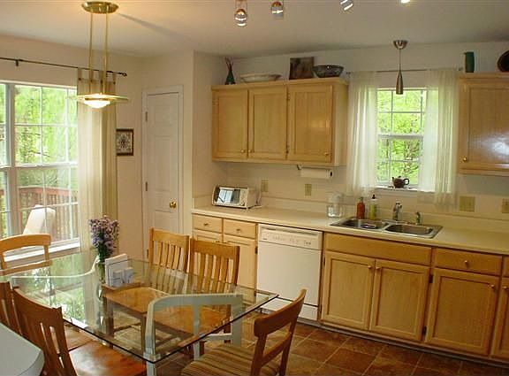 Spacious Kitchen