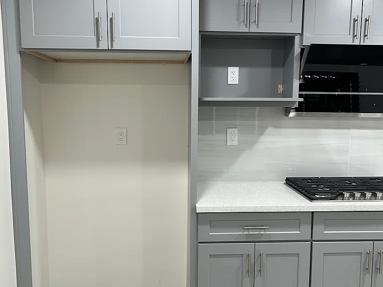 212 N Baltimore Ave #B — Photo 2