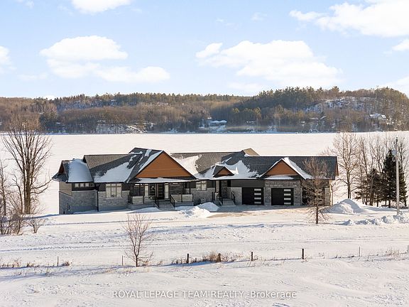 2nd image of 231 Finnerty Rd