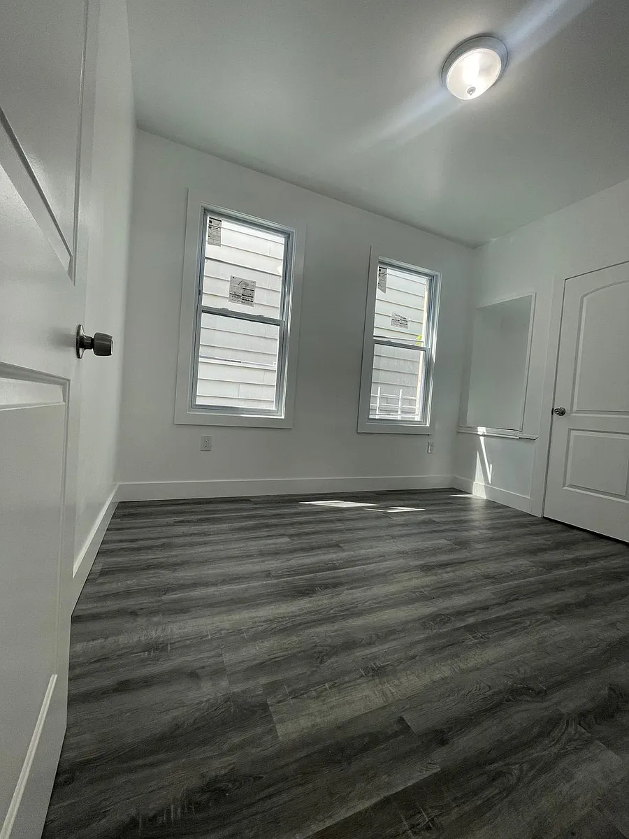 Building Photo - 138 Bidwell Ave #2