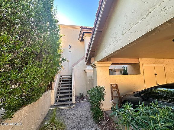 3rd image of 16724 E GUNSIGHT Drive #223