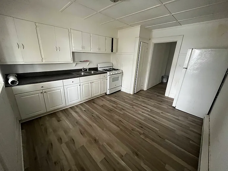 424 N Lebanon St #424 — Photo 10