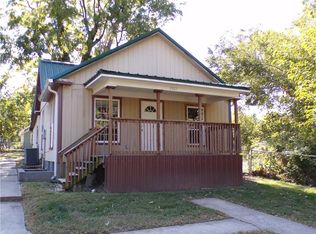 8907 E Smart Ave, Independence, MO 64053
