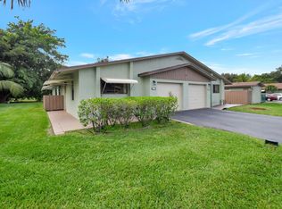 1758 Palmland Dr, Boynton Beach, FL 33436