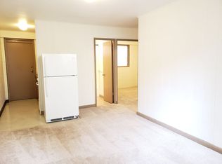 2721 Waialae Ave APT B, Honolulu, HI 96826