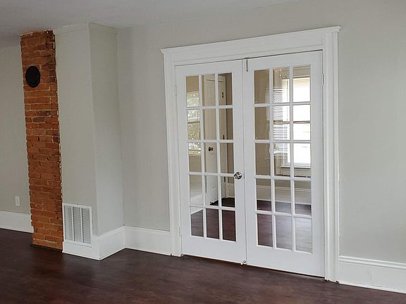 3rd image of 6615 Wakefield Ave