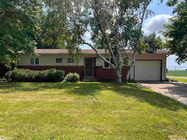 102 Westgate Dr, Forest City, IA 50436