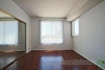8349 Blackburn Ave #302 — Photo 16