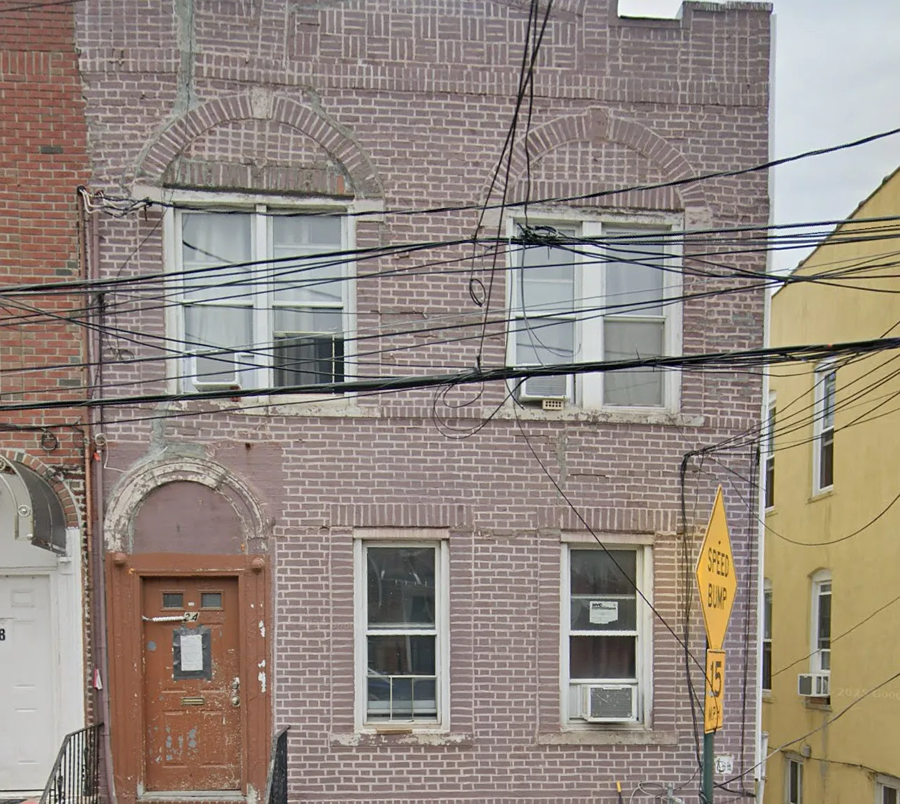 2 bed, 10 sqft, $2,500 — Photo 1