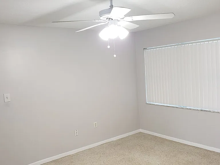 224 W Highland St — Photo 7