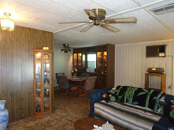 5th image of 105 Goya Dr
