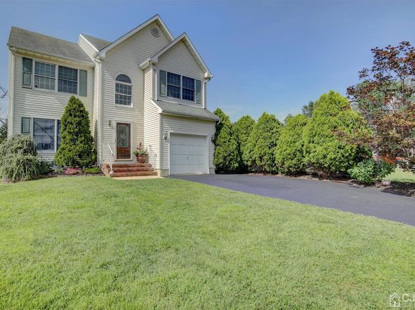 Zillow Helmetta Nj