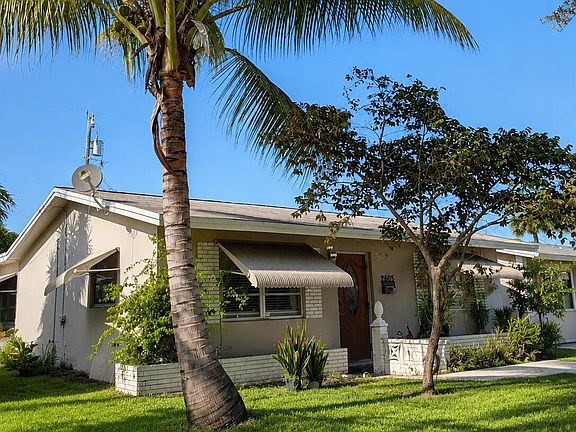 4th image of 2603 NW 54TH Street