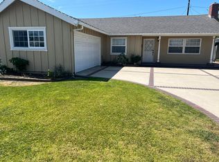 4642 Operetta Dr, Huntington Beach, CA 92649