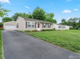 1331 Raybell Dr, Xenia, OH 45385