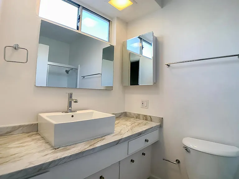 524 E Palm Ave #4 — Photo 13