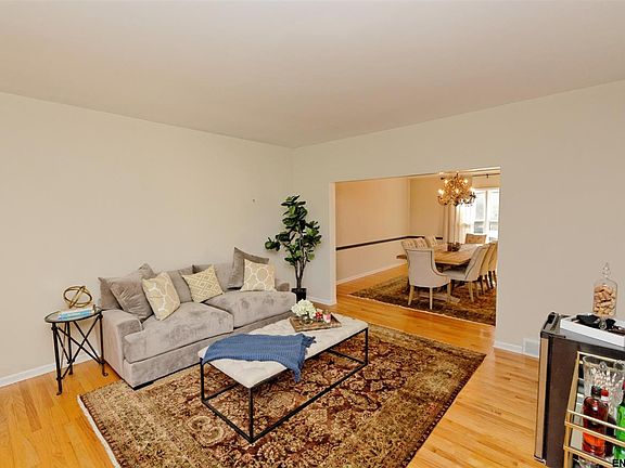 5th image of 66 Claremont Dr