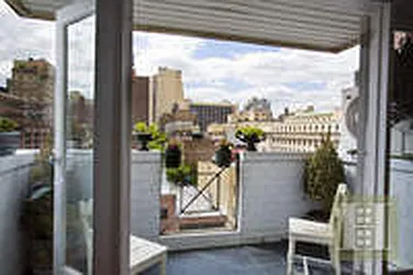 Rented by Auriel Group, LLC 