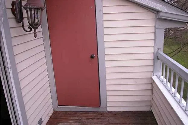 2 bed, 1000 sqft, $2,200 — Photo 4