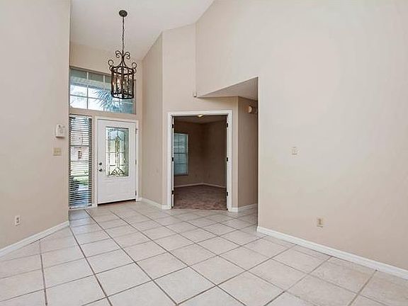 3rd image of 453 Long Pine Dr