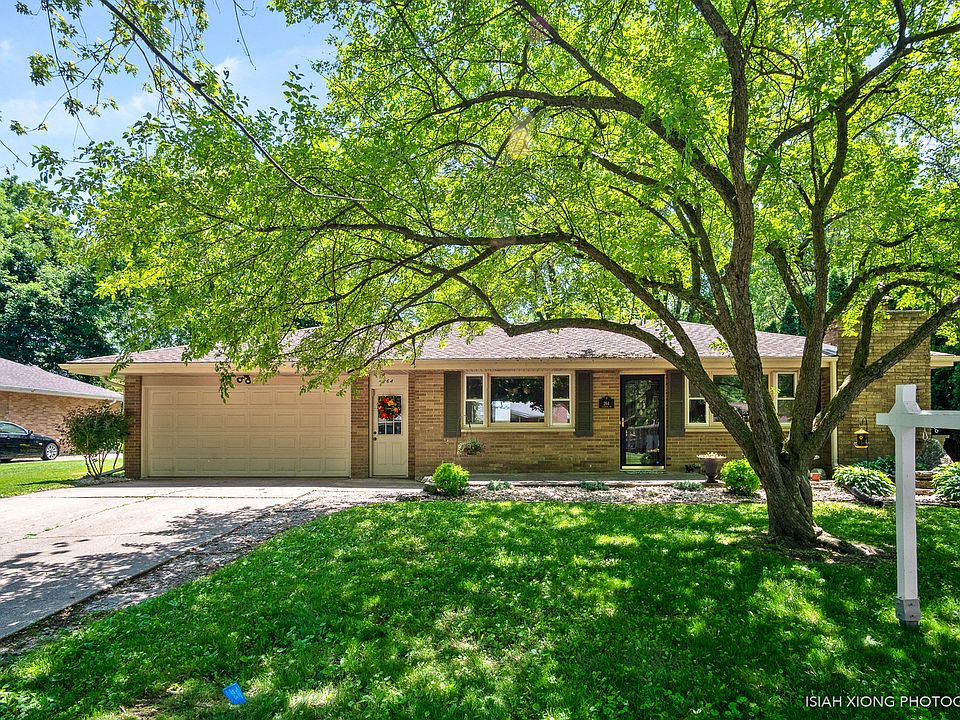 1st image of 264 Calkins Dr